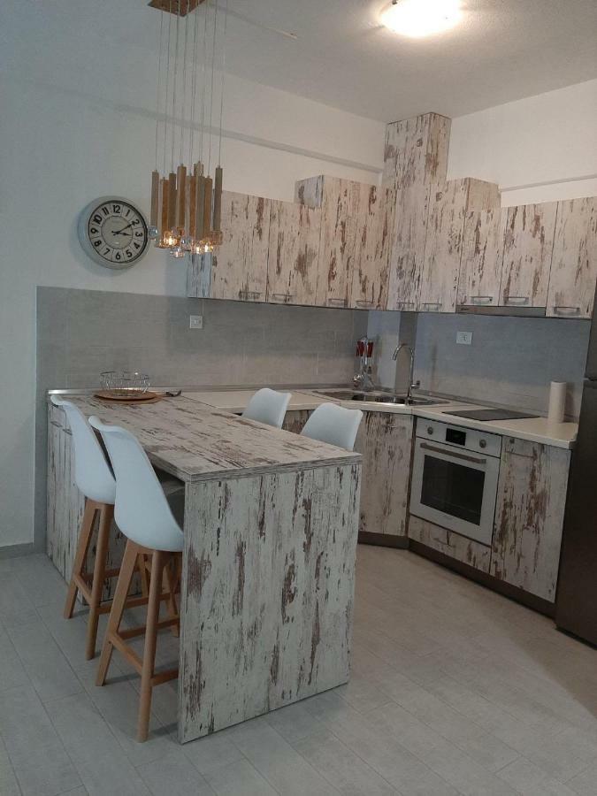 Gala Apartment Nea Poteidaia Zewnętrze zdjęcie